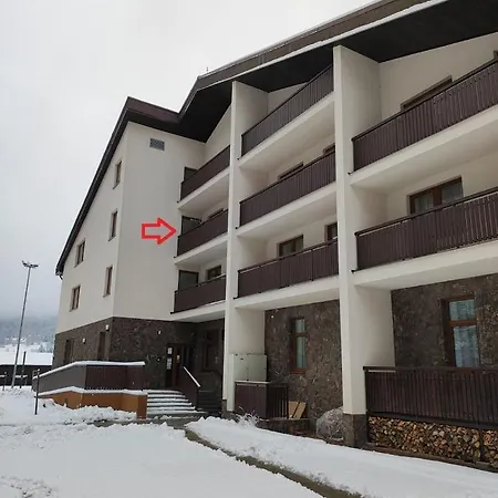 Sajmon So Saunou * Makov