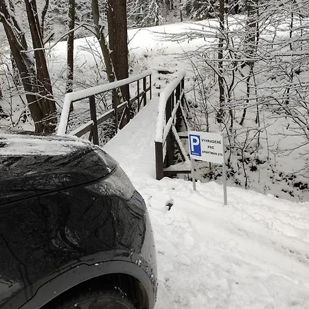 Apartamento Sajmon So Saunou Makov