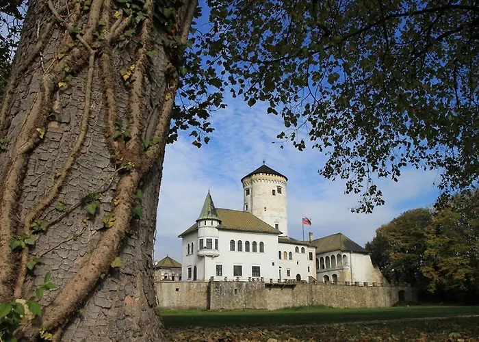 Sajmon So Saunou מקוב