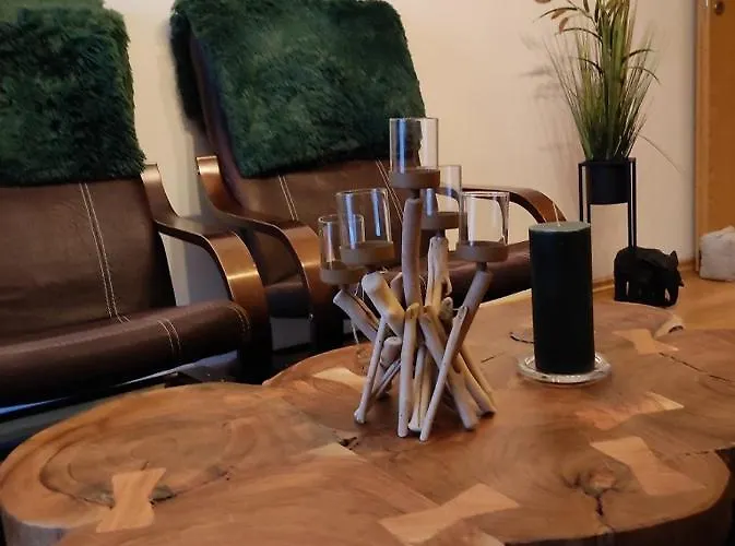 Sajmon So Saunou * מקוב